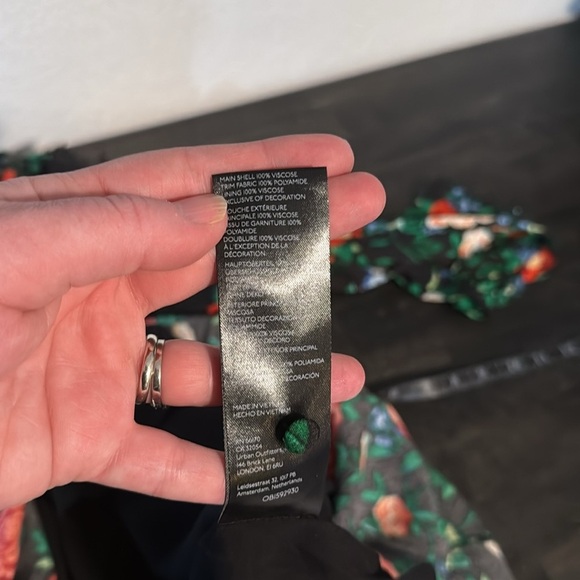 Anthropologie Black Lacy V Neck Dark Floral Butterfly Print Dress Size 2 NWT - Picture 7 of 10